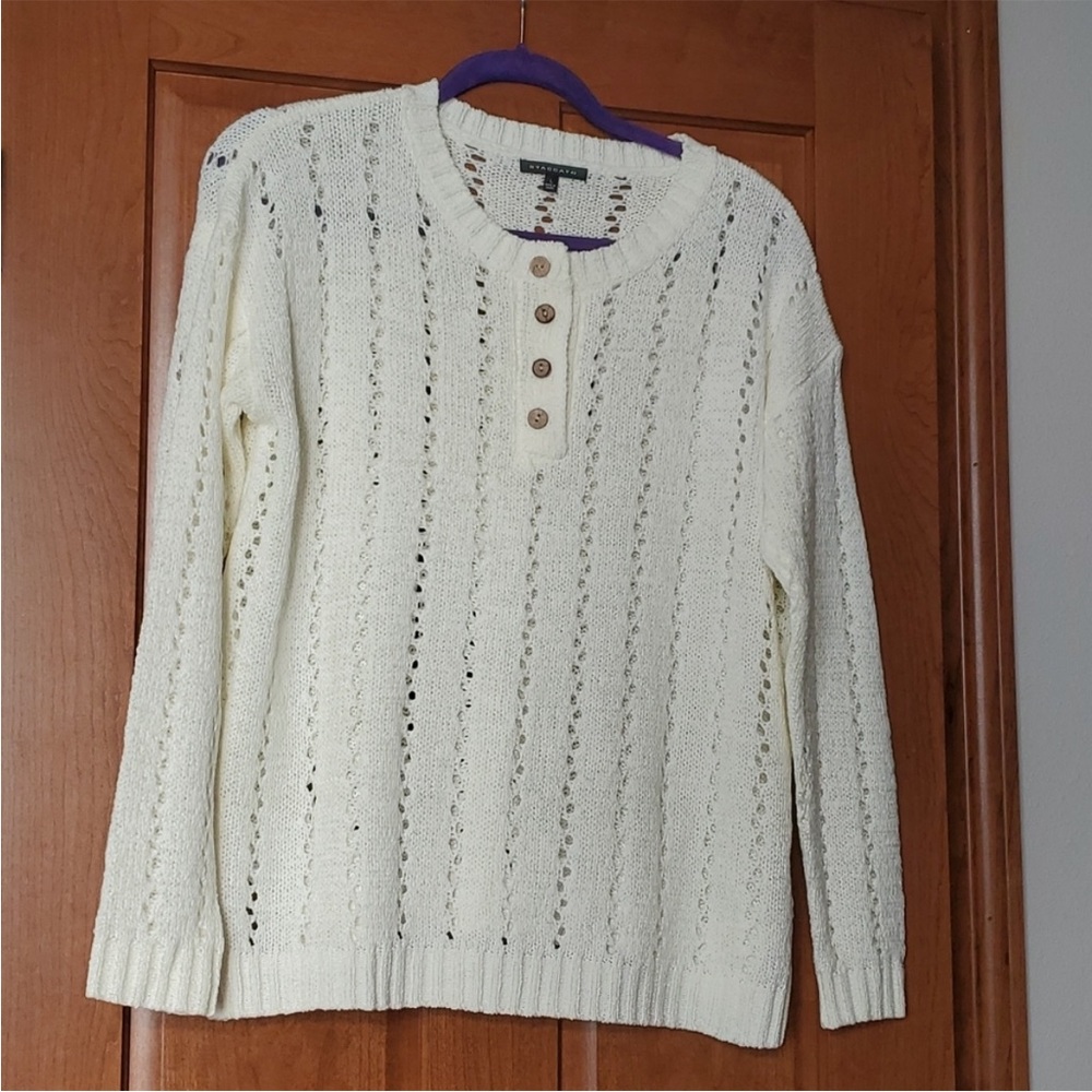 🆕 NWOT Staccato sweater, L
